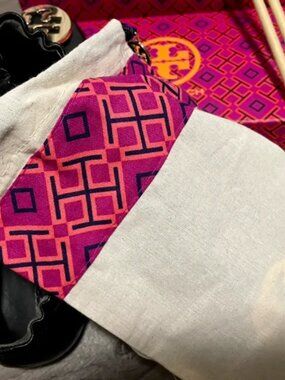 TORY BURCH Large Dust Bag Drawstring Protector Bag H = 20" W = 21"
